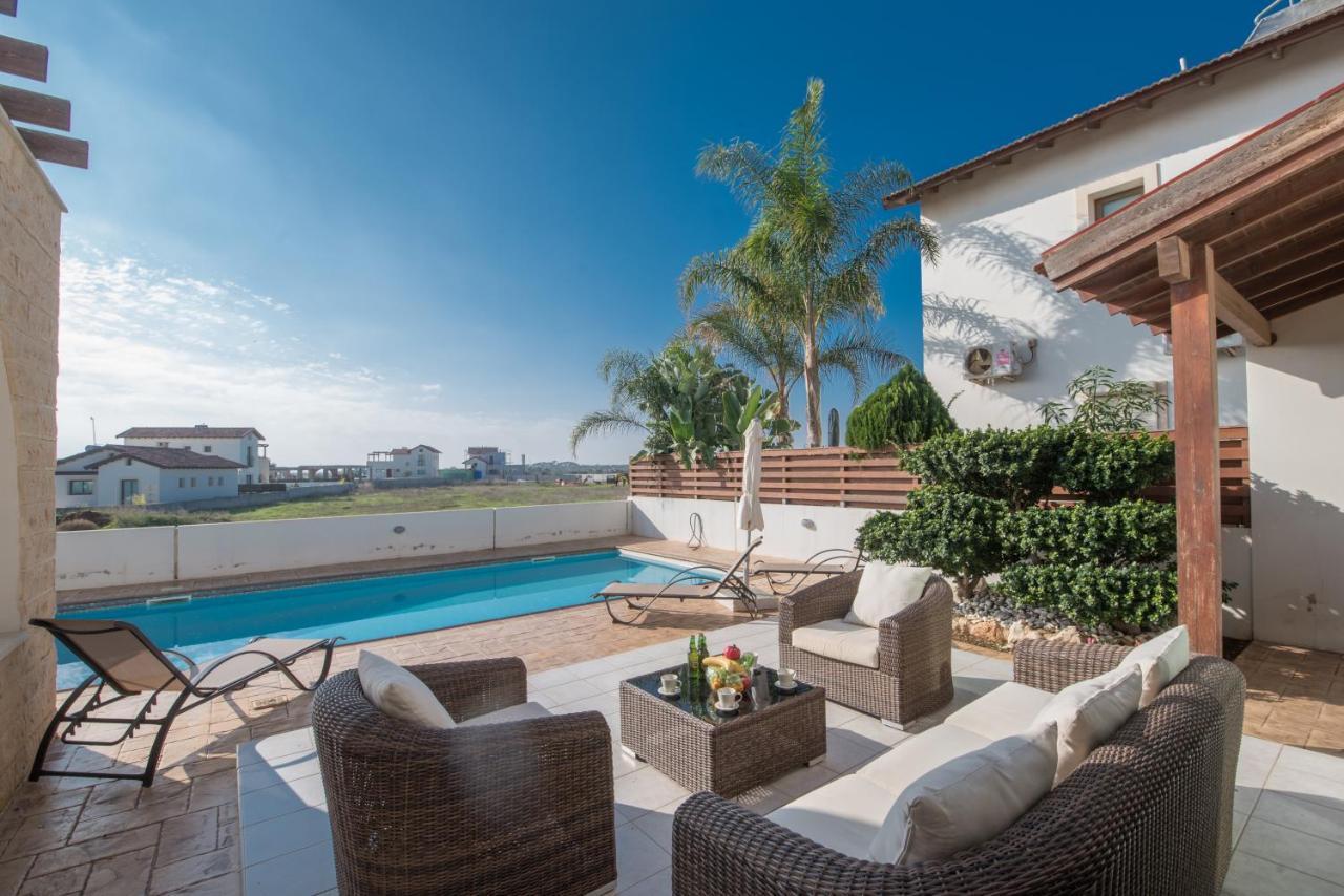 Kymma Villas By The Sea Ayia Napa Exterior photo
